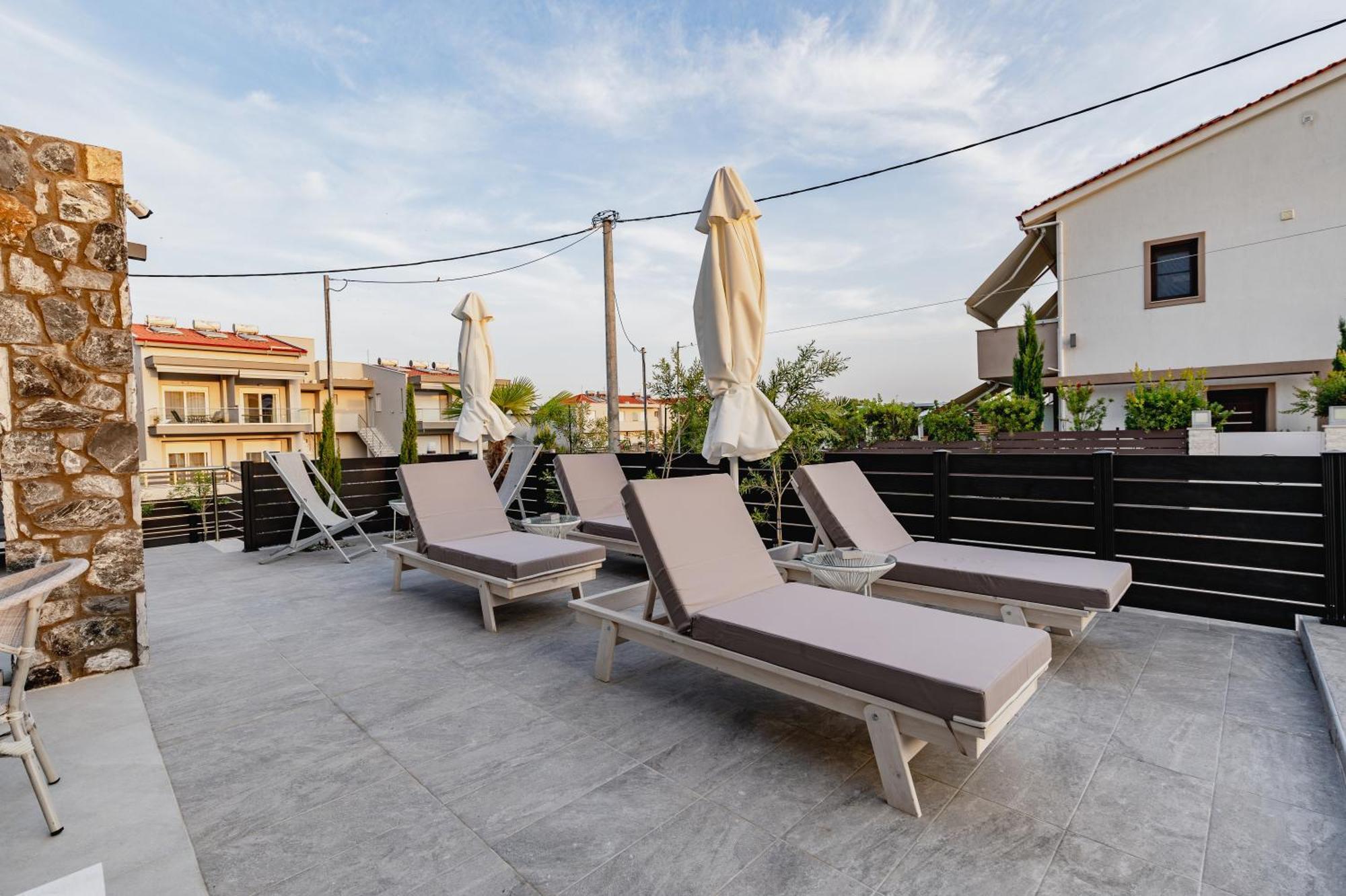 Апартаменти Interni Luxury Living Нікіті Екстер'єр фото